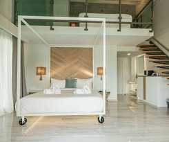 Hotel Blue Carpet Luxury Suites