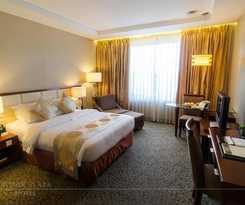 Hotel The Avenue Plaza
