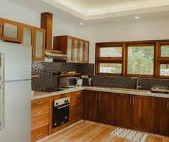 Vida Homes Condo Resort