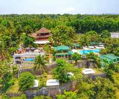 Hotel Noni's Resort