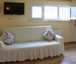  Amida House