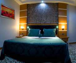 Malahit Exclusive City Hotel