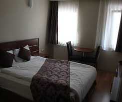 Siyav Otel