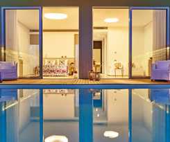 Hotel Cape Bodrum Luxury Hotel and Beach