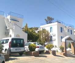Zuzu's Kitchen and Apartments