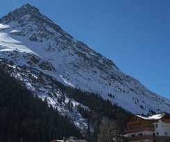  Silva Peak Residences