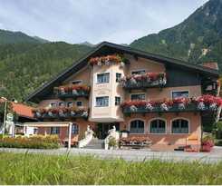  Gasthof & Hotel Perberschlager