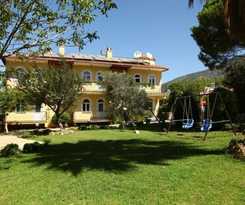 Gokcen Hotel and Apartments