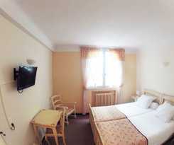 Auberge De La Tour