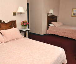  National Hotel