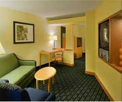 Hotel Fairfield Inn And Suites By Marriott Emporia I-95