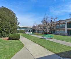 Ramada By Wyndham Pikesville/baltimore North