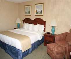Hotel Baymont by Wyndham Kalamazoo West 
