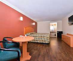 Studio 6 Suites Gardena, CA