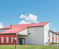 Super 8 By Wyndham O'fallon Mo/st. Louis Area