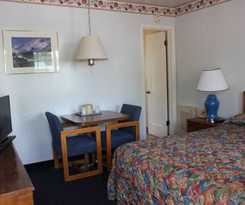 Hotel Evergreen Lodge