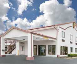 Super 8 By Wyndham Moody