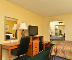 Hotel Quality Inn Near Manatee Springs State Park