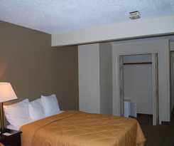 Hotel Clinton Inn & Suites