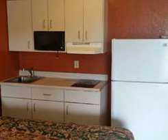 Hotel Hiway Inn Express Of Elk City