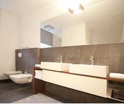 Hidalgo Suites