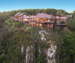 Hotel The Fernery Lodge & Chalets