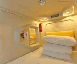  Shangjian Capsule Hotel