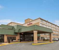 Ramada By Wyndham Rochelle Park Near Paramus