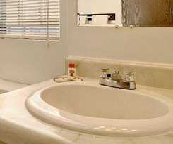 Knights Inn North Attleboro