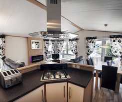 Holiday Marina Resort
