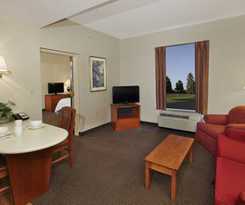 Hampton Inn & Suites Newtown