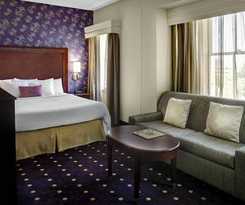 Courtyard By Marriott Kansas City Country Club Plaza
