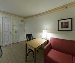 Hotel Residence Inn By Marriott Kansas City Country Club Plaza