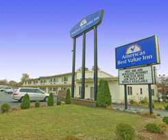 Rumford Motor Inn