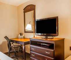 Comfort Inn and Suites Somerset - New Brunswick