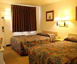 Hotel Qc Stay Inn
