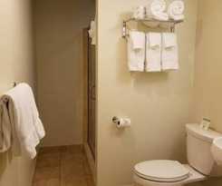 Hotel Grand Eastonian & Suites Easton