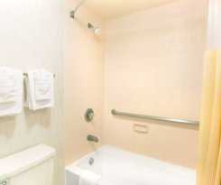Days Inn By Wyndham Richmond