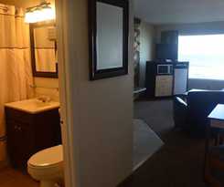 Sailor Jack's Oceanfront Inn