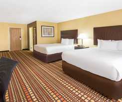 Days Inn & Suites By Wyndham Davenport East