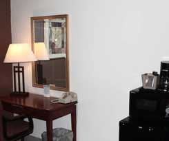 Gladstone Inn And Suites