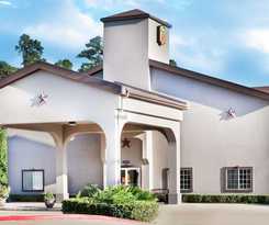 Hotel Piney Woods