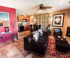 Hotel A Sunset Chateau