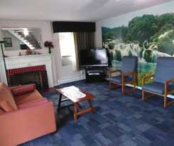 Hotel Cardinal Inn
