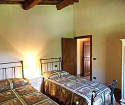  Tenuta Poggio Marino