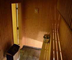 Hotel l H&auml;ssl&ouml;