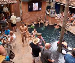 Hotel Mercurio - Caters To Gay Men