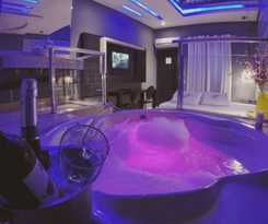  Happy Night (adults Only)