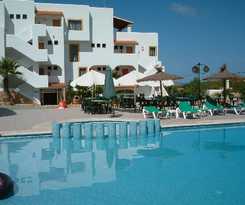 Apartamentos Blanco Sol