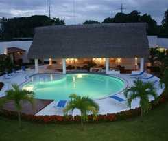 Villa Blanca Suites